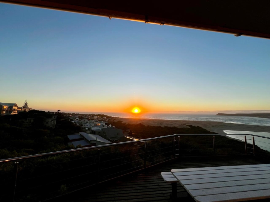 4 Bedroom Property for Sale in Witsand Western Cape